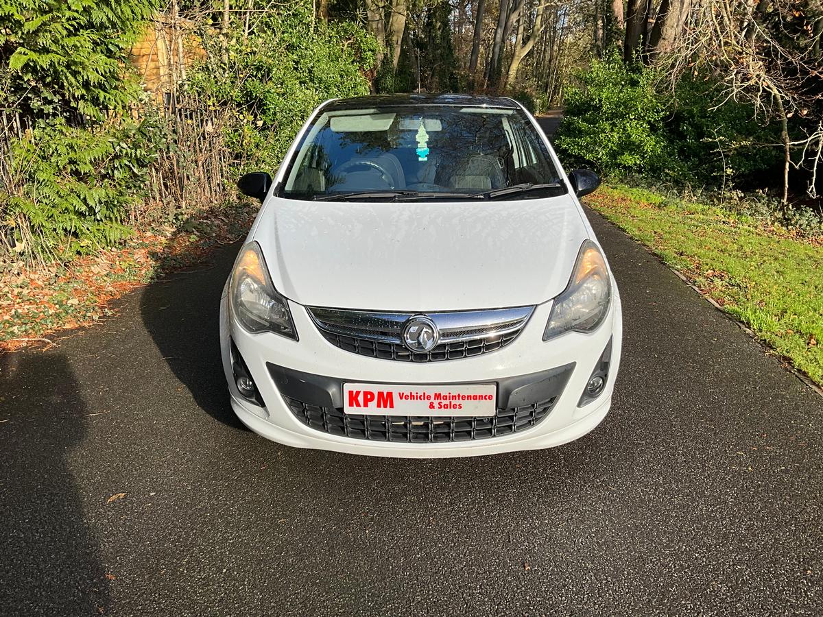 Vauxhall - Corsa